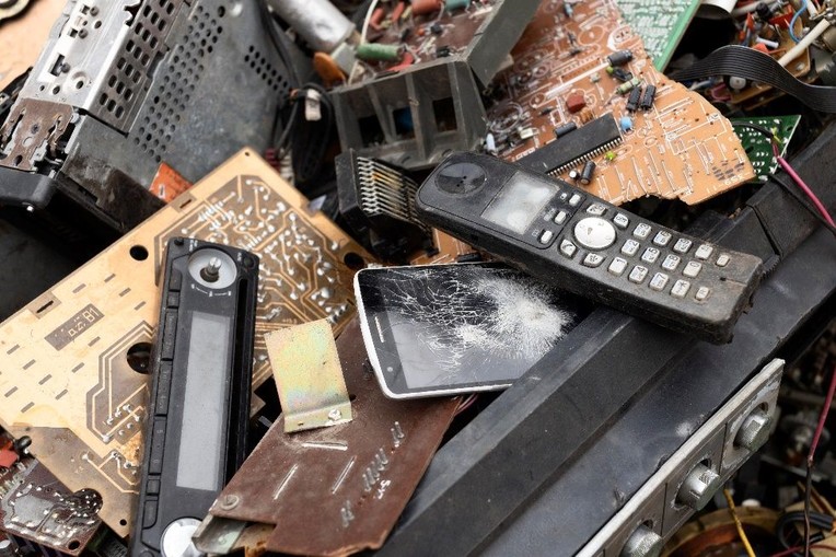 movil y telefonos en Venta chatarra Barcelona